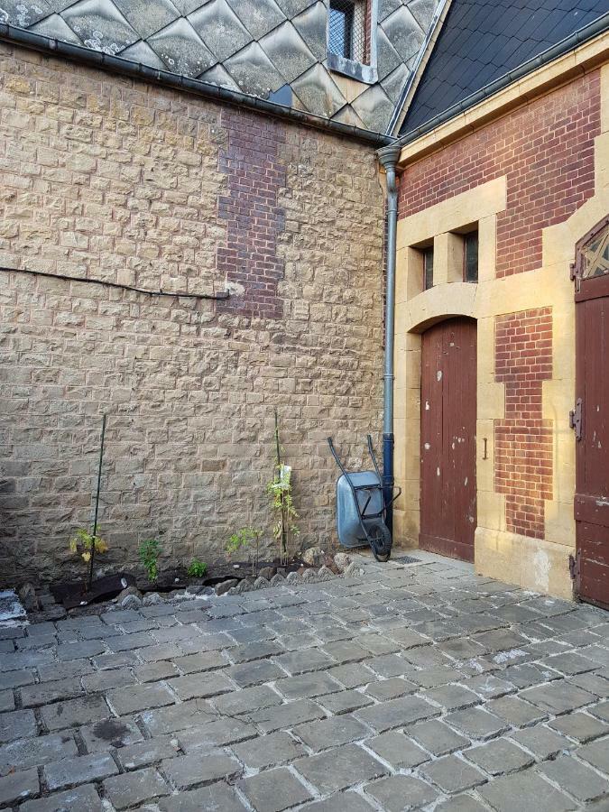 Apartment Appartement Atypique - 2 Chambres - Rue Calme Dans Centre Ville *